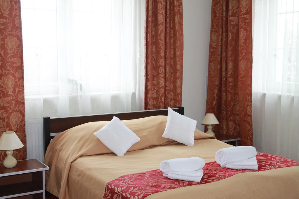 Hotel Kaprys Świdnik Εξωτερικό φωτογραφία
