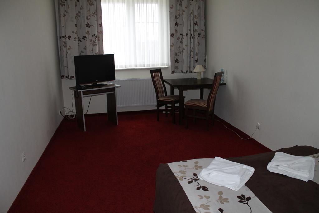 Hotel Kaprys Świdnik Δωμάτιο φωτογραφία