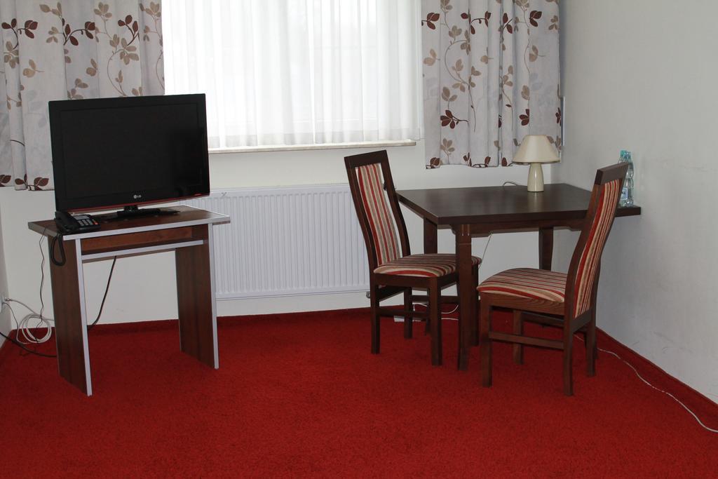Hotel Kaprys Świdnik Δωμάτιο φωτογραφία